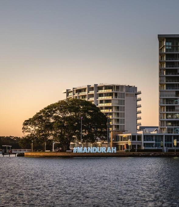 Oasis Mandurah Resort Exterior foto